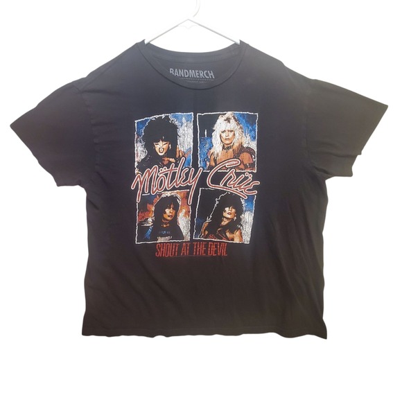 Motley Crue Shout at the Devil Band T Shirt Mens Large Black Cotton Bandmerch - Picture 1 of 7